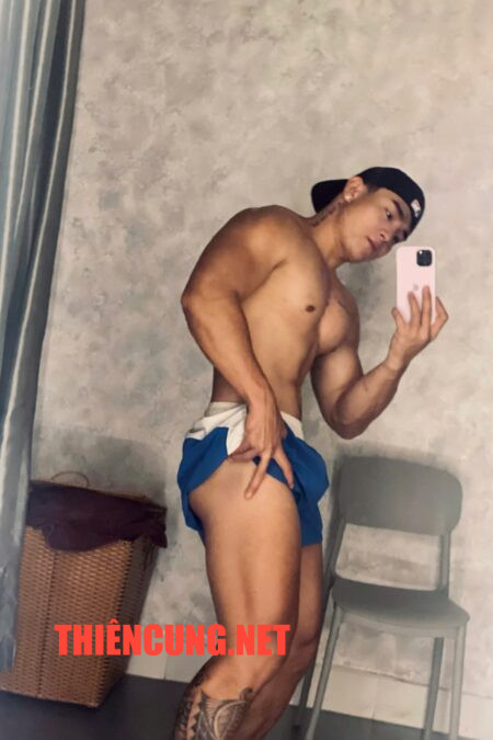 TÚ 36 (trai miền Bắc body gym sạch sẽ cân đối phục vụ tốt chơi dâmNete