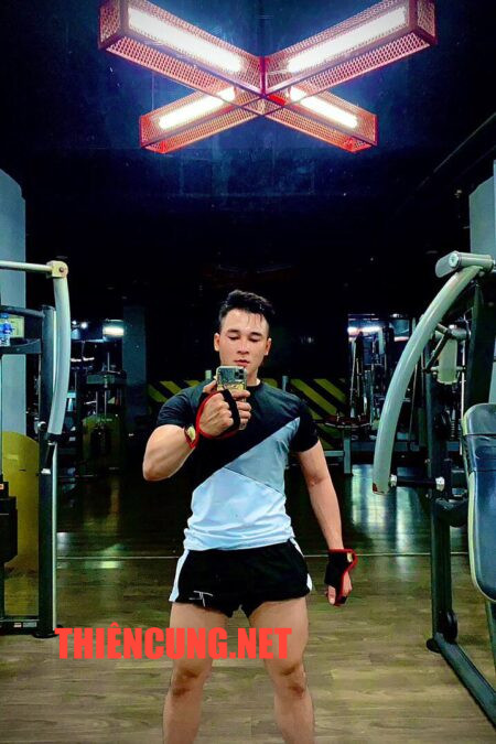 ĐẠT 43 (BOY Sạch quyến rũ-body gym ngon ! Phục vụ top Bot)