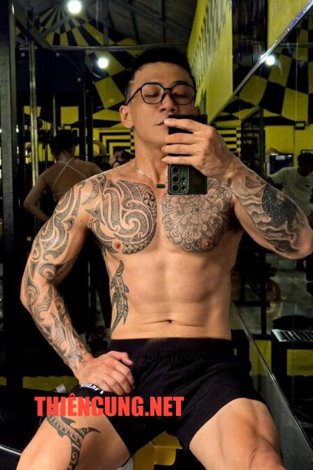 DŨNG tatto 87 ( chuẩn men gym đẹp massage chuyên sâu là lựa chọn tốt cho anh em