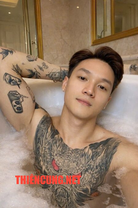 ĐÔ 125 boy xăm trổ menly điển trai massage bài bản body gym 6 múi Only TOP